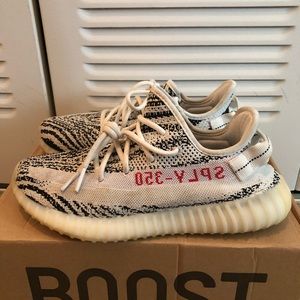 Yeezy 350 V2 Zebra